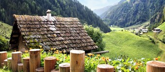 Apartment 'Herrischner 2' with mountain views, private terrace and Wi-Fi