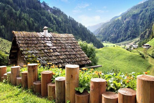 Apartment 'Herrischner 1' with Mountain View, Private Terrace and Wi-Fi