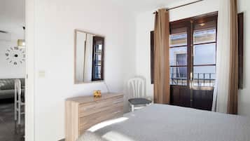 1 quarto, Wi-Fi de cortesia, roupa de cama