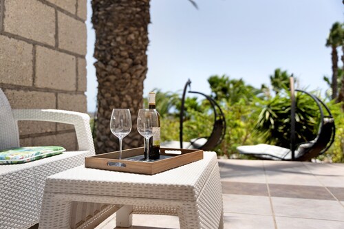 Vacation Home 'Finca Firmamento - Casa Sol' with Mountain View, Private Terrace and Wi-Fi