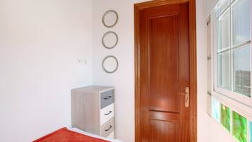 3 camere, ferro/asse da stiro, Wi-Fi gratuito, lenzuola