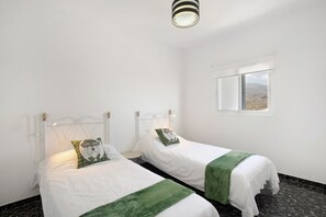 3 Schlafzimmer, Bügeleisen/Bügelbrett, kostenloses WLAN, Bettwäsche