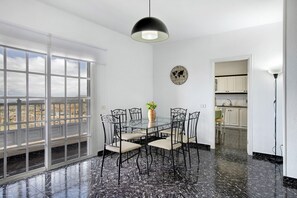 Dining - Holiday Apartment "Los Morales" with Sea View, Shared Terrace & Wi-Fi (Arico)