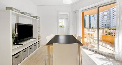 Apartment 'Roma' with Shared Pool, Wi-Fi and Air Conditioning