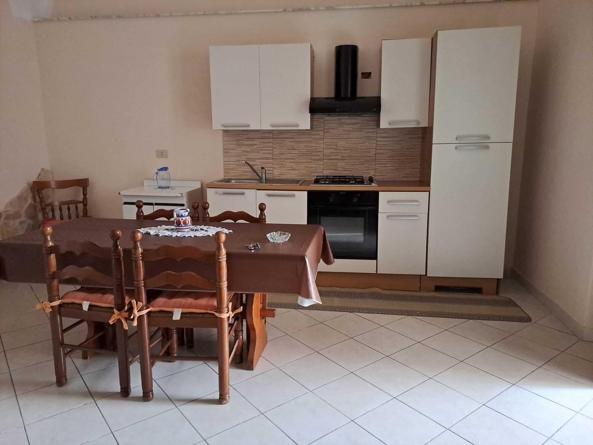 Ofen, Herdplatte, Wasserkocher