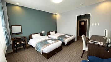 1 bedroom, desk, free WiFi, bed sheets