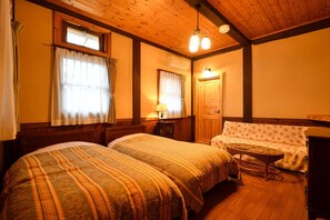 3 Schlafzimmer, Schreibtisch, kostenloses WLAN, Bettwäsche