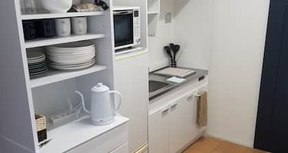 Whole apartment with spacious room close to beach / Yasugi Shimane