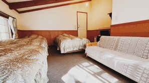 1 Schlafzimmer, Schreibtisch, Bügeleisen/Bügelbrett, kostenloses WLAN