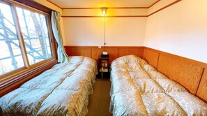 1 soverom, skrivebord, strykejern/-brett og wi-fi (inkludert)