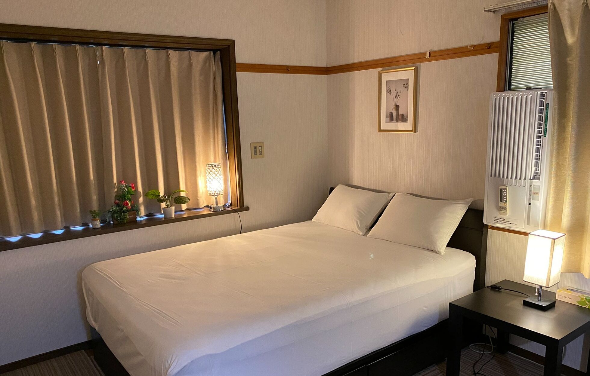 4 bedrooms, desk, iron/ironing board, free WiFi