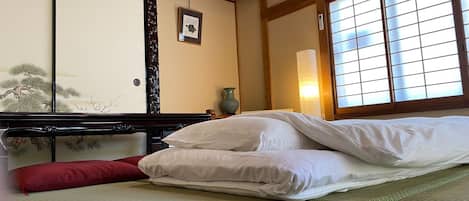 4 Schlafzimmer, Schreibtisch, Bügeleisen/Bügelbrett, kostenloses WLAN