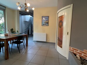 Dining - Aix-les-Bains T3 with terrace, parking and pets allowed (Aix-les-Bains)
