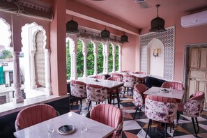 Restaurant - Dev Mahal - A Boutique Heritage Hotel (Jaipur)