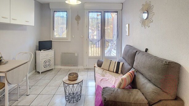 Unclassified image, 1 of 14, button - Studio with balcony - Wifi and pets allowed (Lamalou-les-Bains)