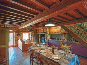 Dining - Cozy cottage in the heart of Pilat with stunning views (Doizieux)