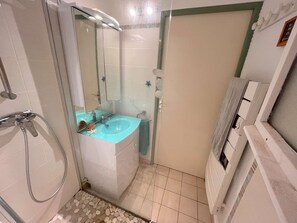 Hair dryer - Sea View Apartment with Pool, Tennis & Parking - Near Beach & Center (Saint-Aygulf)