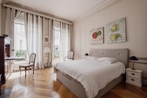 3 chambres, bureau, Wi-Fi, draps fournis