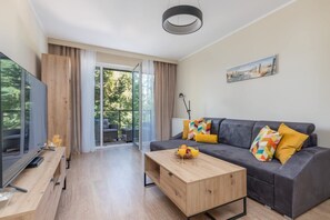 TV - Spadochroniarzy Polskich 4A | Apartment | SPA (Dziwnów)