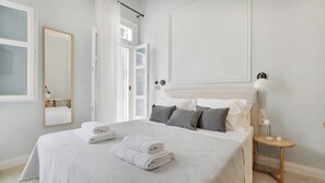 1 camera, Wi-Fi, lenzuola