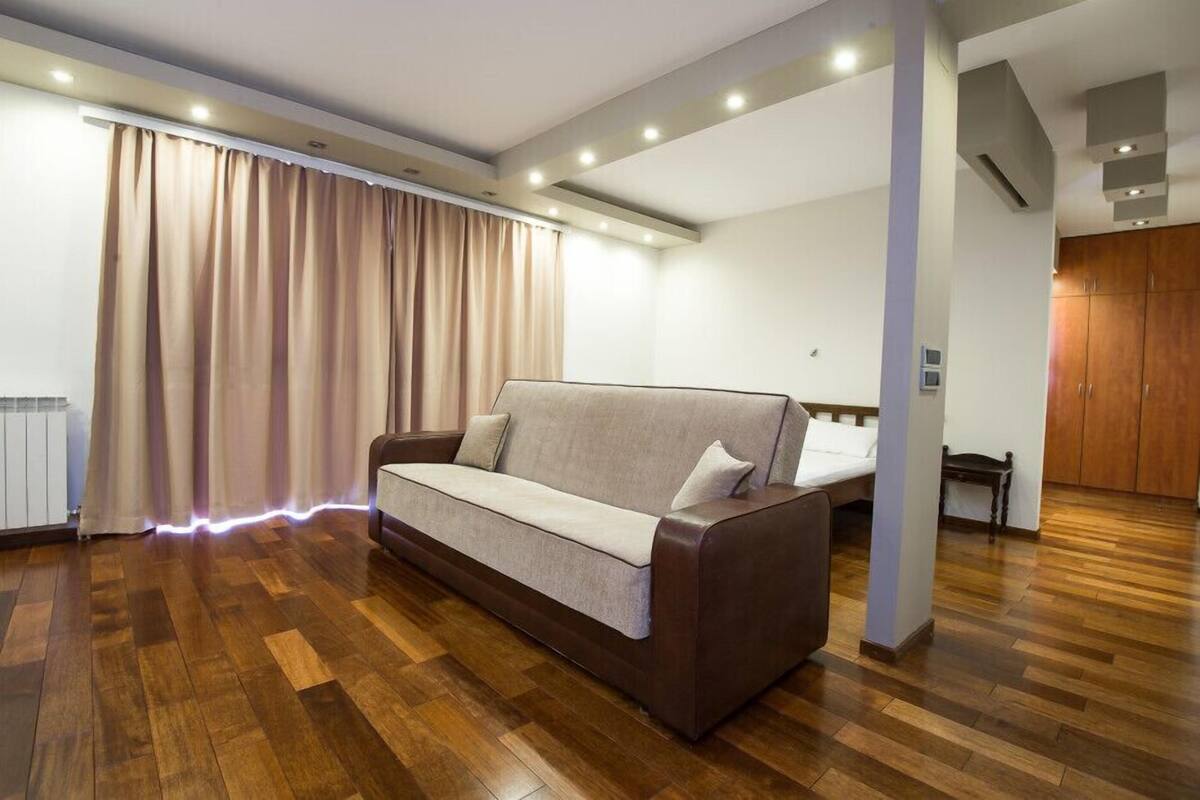 Elite Studio