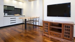Elite Studio | In-room safe