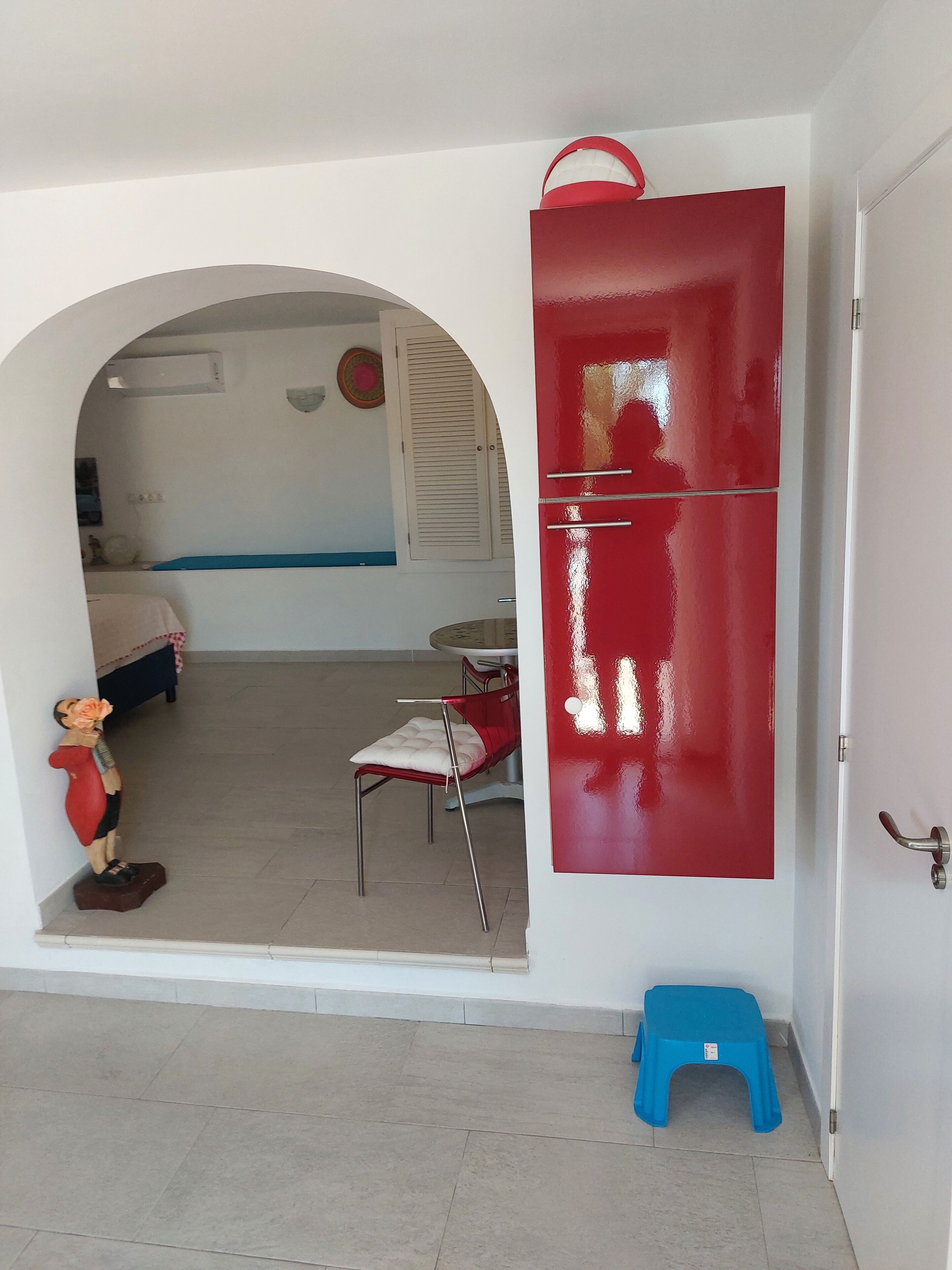 1 dormitorio, tabla de planchar con plancha, cuna de viaje y wifi gratis