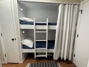 1 bedroom, internet, wheelchair access