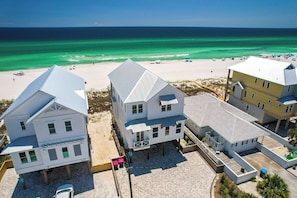 Exterior - "Pier Park Paradise" Perfect Beachfront Vacation in Convenient Location! (Panama City Beach)
