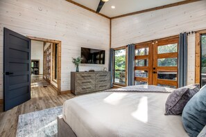 5 habitaciones, escritorio, tabla de planchar con plancha y wifi gratis 