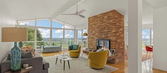 Vino Vista - Mid-Century Stunning Views w Deck