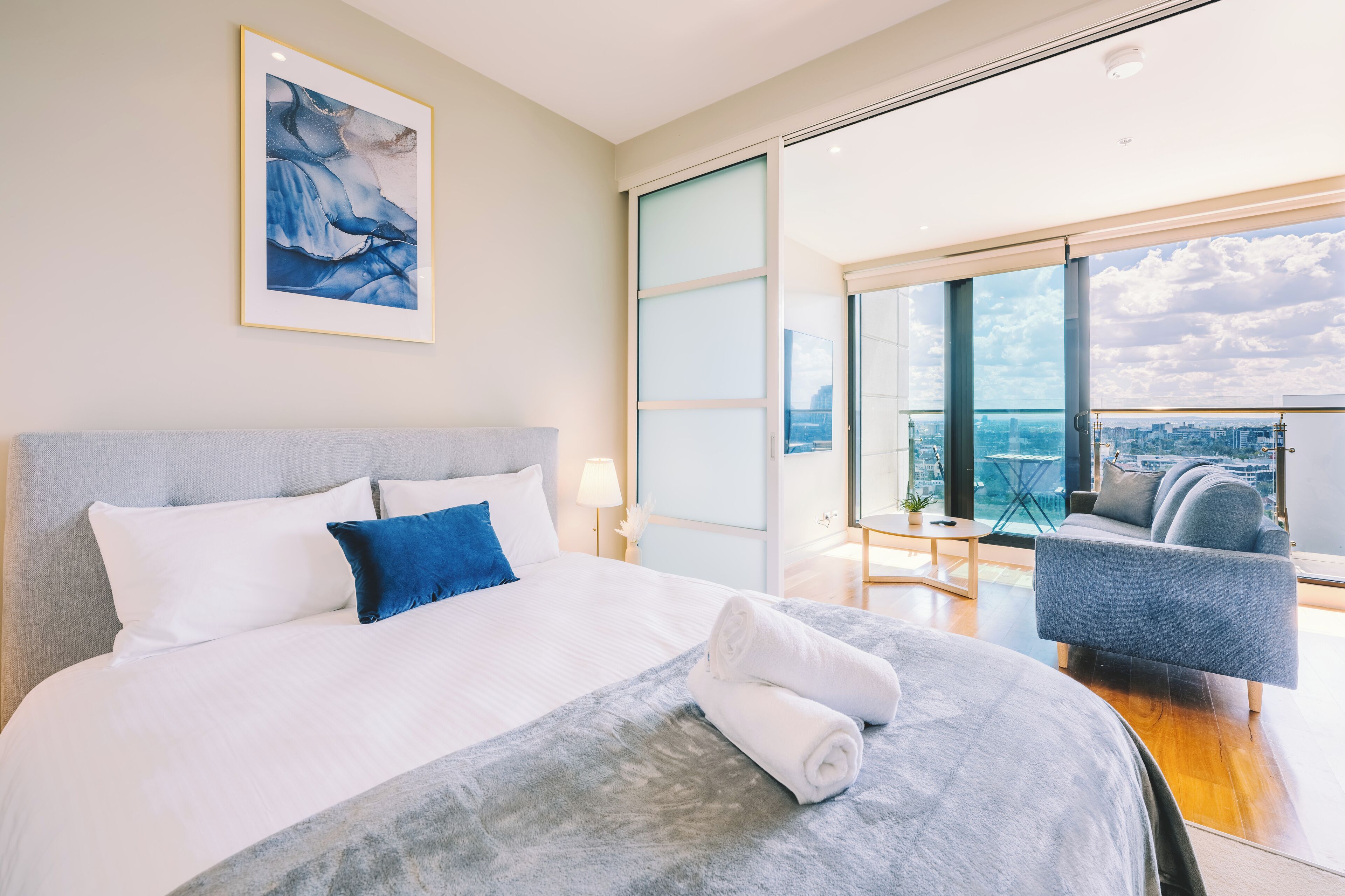 Studio Suite tiện nghi đơn giản | Truy cập Internet không dây miễn phí, bộ trải giường 