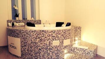 Deluxe Studio Suite | 1 bedroom, minibar, in-room safe, desk