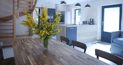Gite dans notre Ă©levage d'alpagas, au cĆur de la Bretagne bocagĂšre et verdoyante