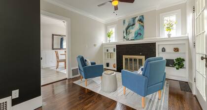 Game Room + 3 bd/2 bath + Family Friendly | Central Lansing