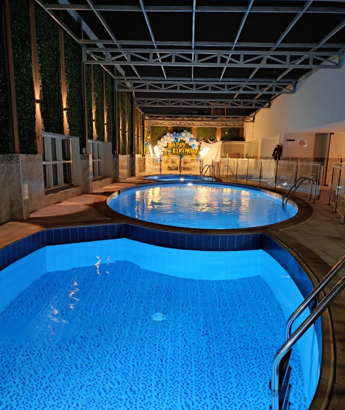 Rooftop pool