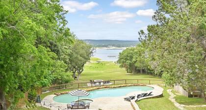 Above Escape LT I Lake Travis I Pool&Spa I Services I Pets