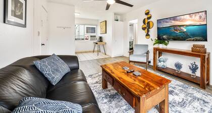 1-Bed Rental in Downtown Kailua-Kona with Pool Lanai and Convenient Location