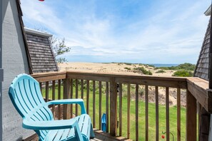 Property grounds - The Mermaid Lounge: Sound View & Pool Access (Nags Head)
