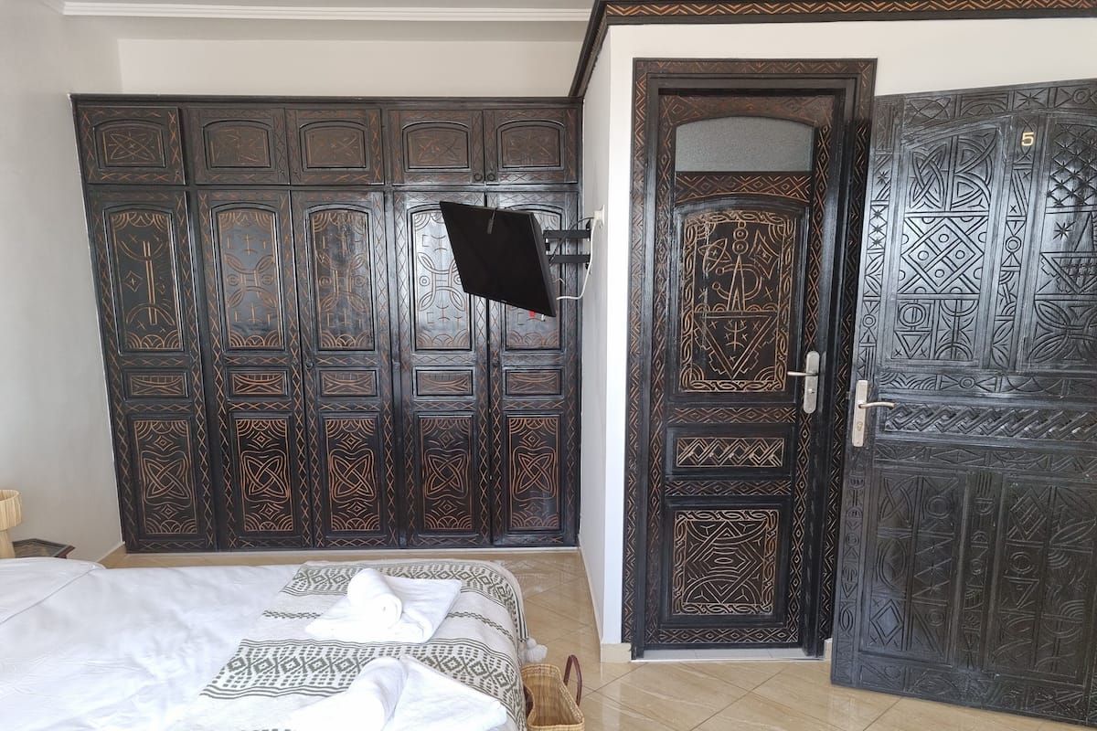 1 chambre, literie de qualité supérieure, décoration personnalisée