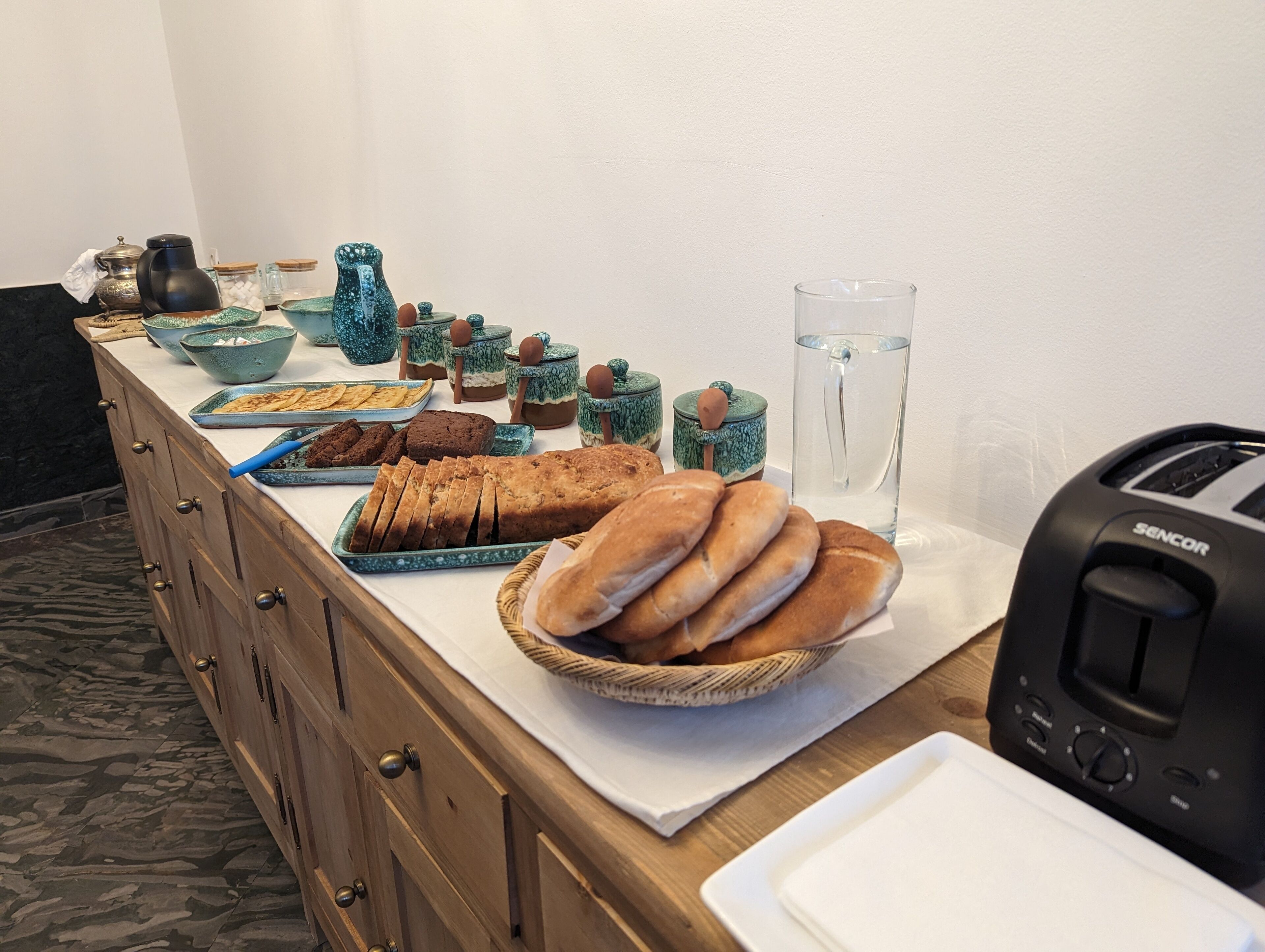 Free daily full breakfast