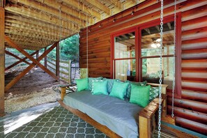 Terrace/patio - Bentley's Retreat On Overlook (Blue Ridge)