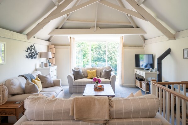 Fernseher, Tischtennisplatte