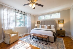 4 Schlafzimmer, Bügeleisen/Bügelbrett, Reisekinderbett, kostenloses WLAN