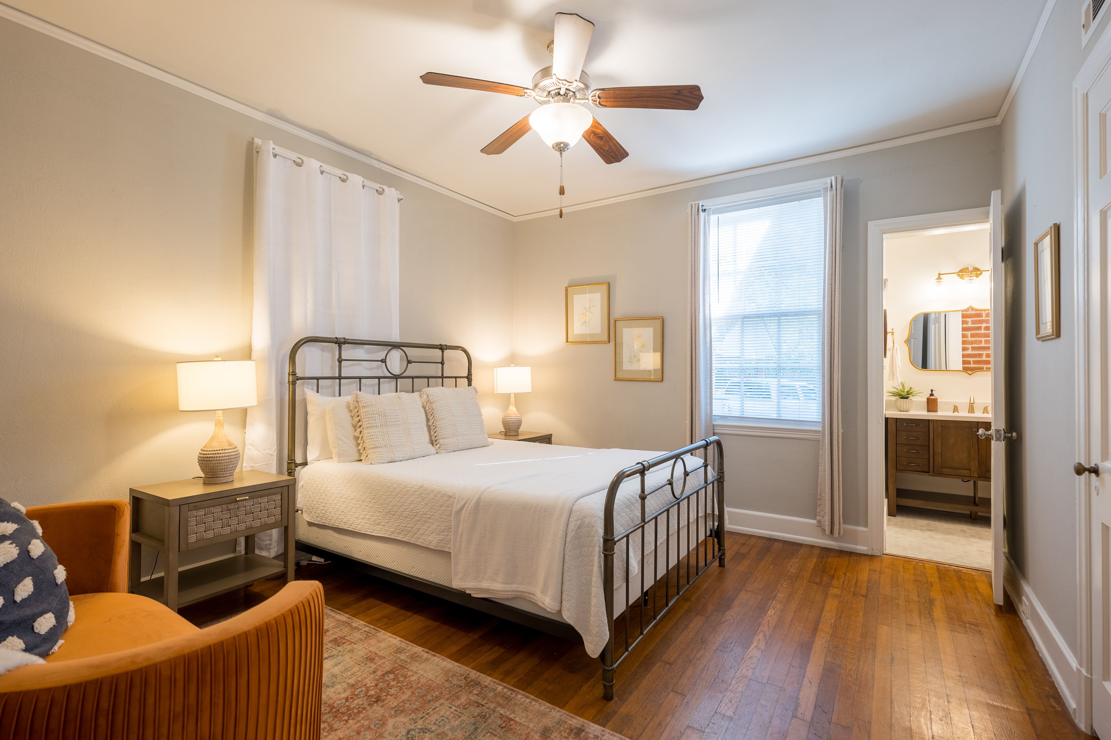 4 多间卧室、熨斗/熨衣板、旅行婴儿床、免费 WiFi