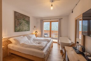 1 bedroom, free WiFi, bed sheets - B&B GIALLO - Felce Wellness Room (Pieve di Cadore)