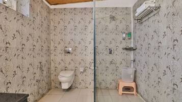 Free toiletries, hair dryer, slippers