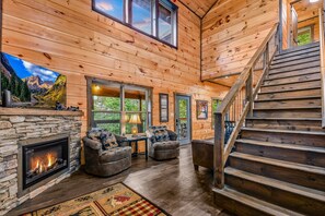 Cabin, 2 Bedrooms | Interior