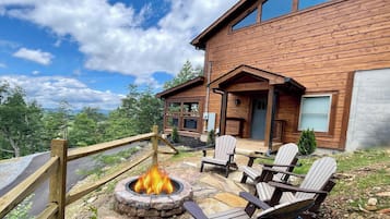 Cabin, 2 Bedrooms | Terrace/patio