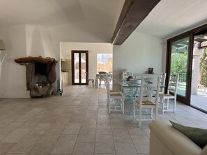 Interior - Traumhaus mit Meerblick-3 Autominuten vom Strand (Cannigione)